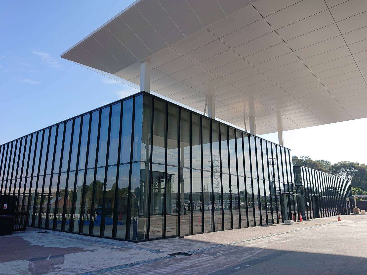 カーテンウォール